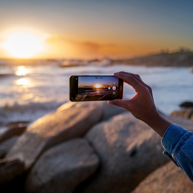 Asus Zenfone9 Commercial Kv Stills 286